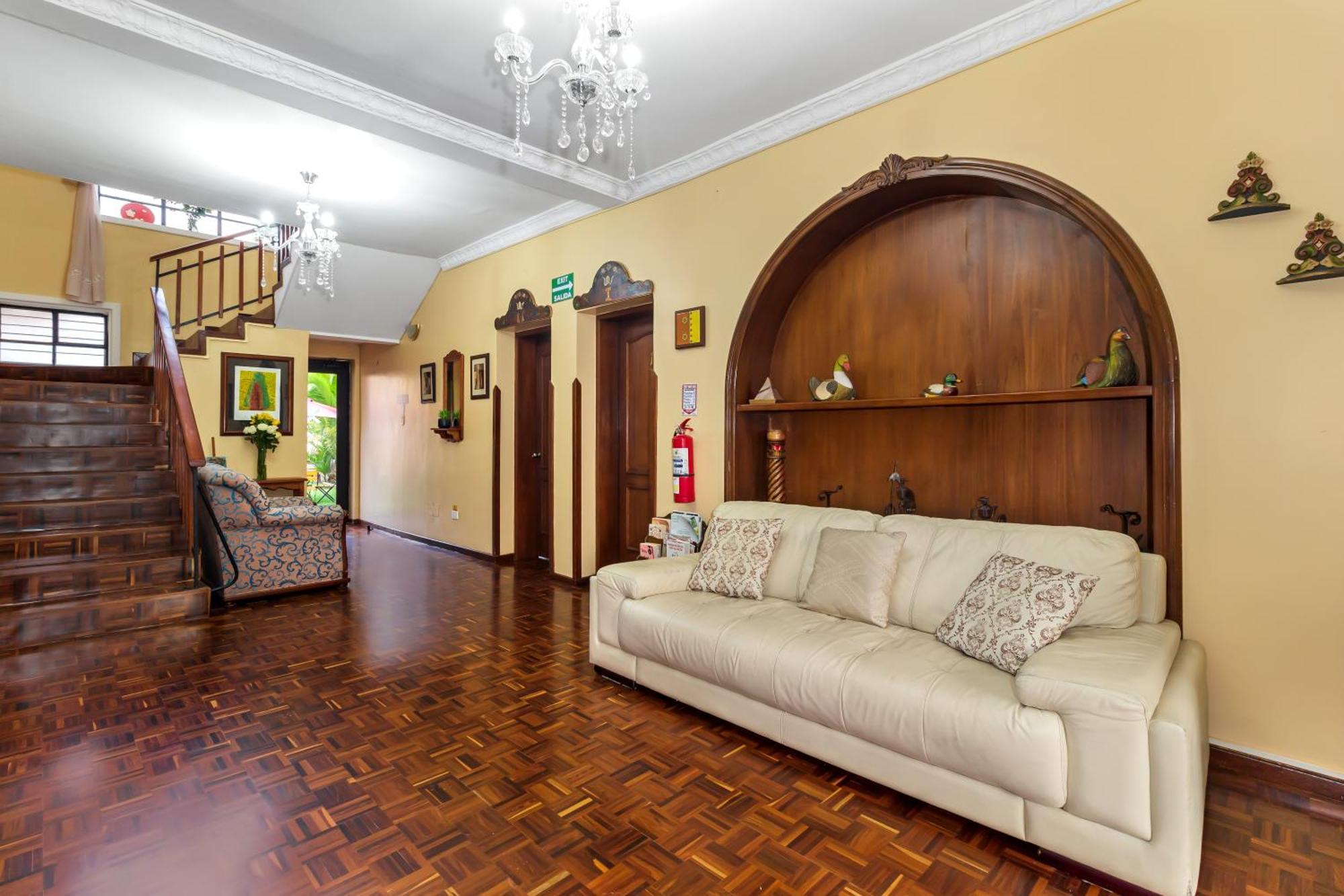 La Cartuja Hotel Quito