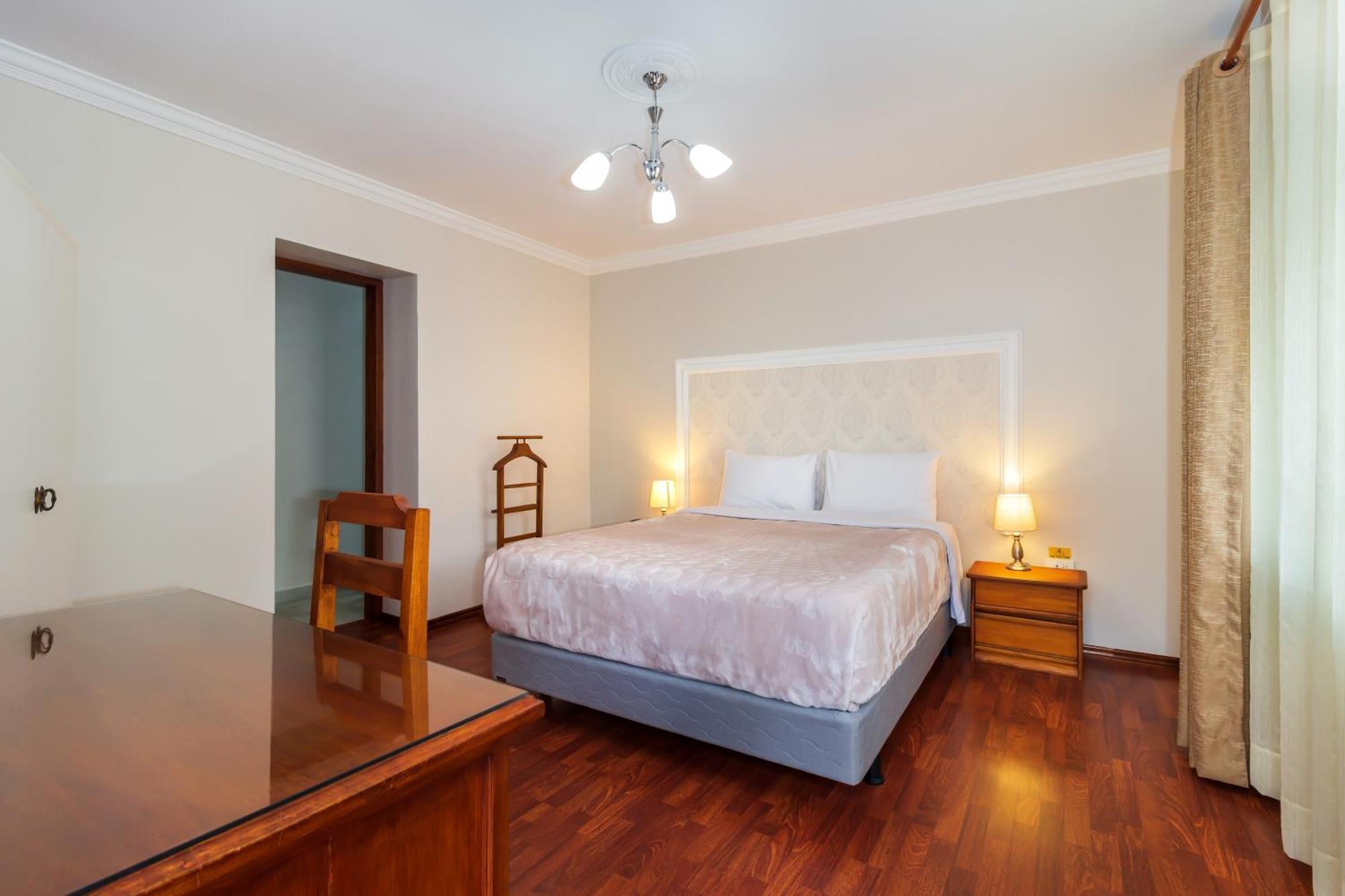 Hotel La Cartuja Quito